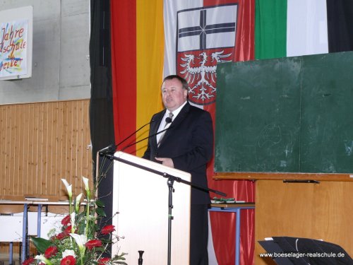 Landrat Dr. Jürgen Pföhler gratulierte unserer Schule