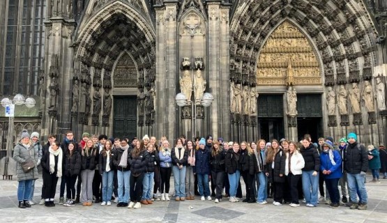 Bei jedem Besuch in Köln ein Highlight: Gruppenbild vorm Kölner Dom