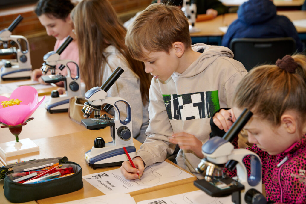 Gerade die Naturwissenschaften bieten immer ein tolles Mitmachprogramm an